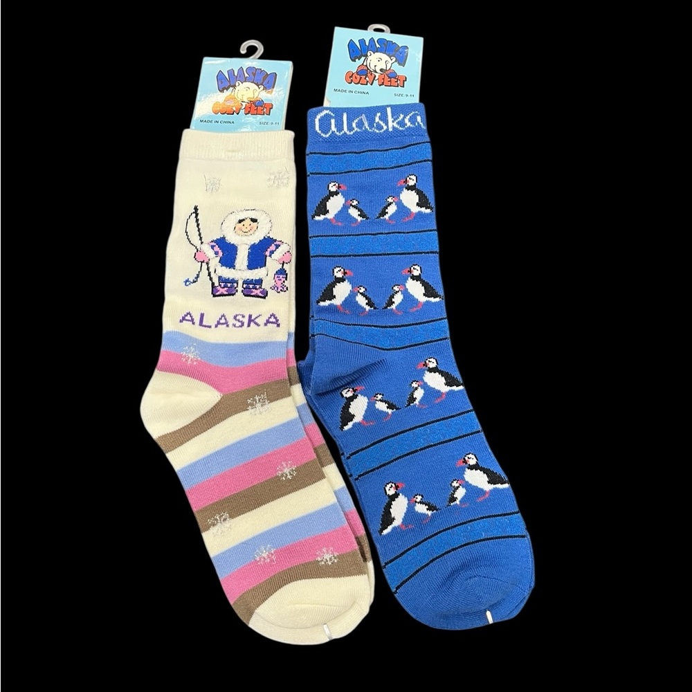 NWT Alaska Cozy Feet Novelty Socks Puffin Fishing Sz 9-11  2 Pairs Bundle Lot